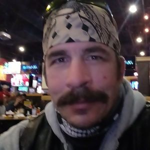 Meet your Posher, Thomas